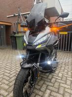 HONDA X-ADV 2024 / FULL OPTION / A2 BEGRENSD, Fietsen en Brommers, Ophalen of Verzenden, Zo goed als nieuw, Honda