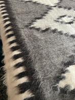 Plaid, Deken, Grand Foulard, Ophalen of Verzenden, Zo goed als nieuw, Rechthoekig, 50 tot 100 cm