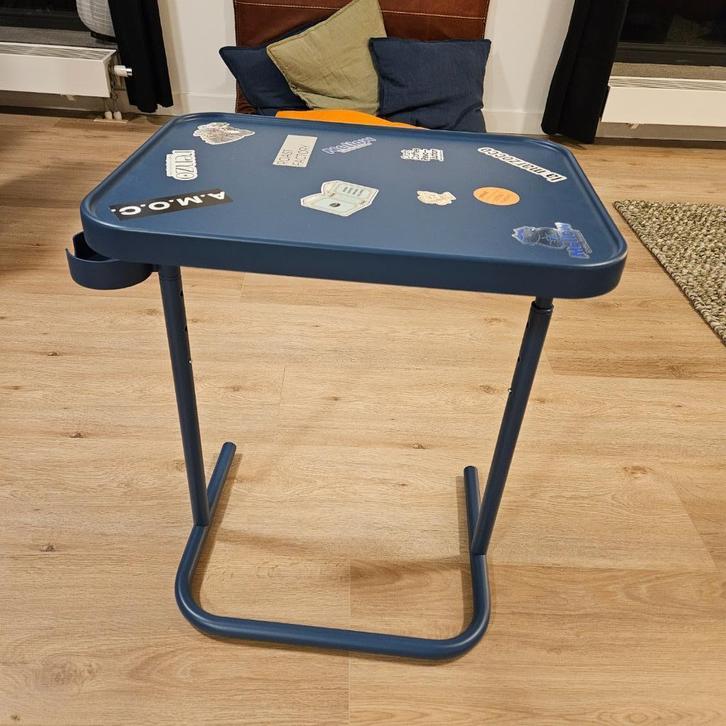 BJÖRKÅSEN Ikea Laptop stand side table, blue, Computers en Software, Laptoptafels, Gebruikt, In hoogte verstelbaar, Ophalen