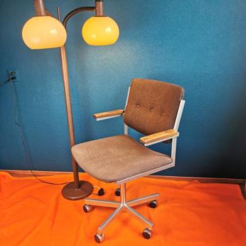Vintage directie bureaustoel Gispen stoel directiestoel beschikbaar voor biedingen