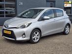 Toyota Yaris 1.5 Full Hybrid Aspiration NAVI CAMERA ZEER MOO, Euro 5, 1497 cc, Gebruikt, 4 cilinders