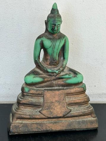 Hars Thai boeddha beeldje 13.5 cm  beschikbaar voor biedingen