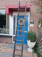 Oude zoldertrap van hout, Doe-het-zelf en Verbouw, Ladders en Trappen, Ophalen, Zo goed als nieuw, Minder dan 2 meter