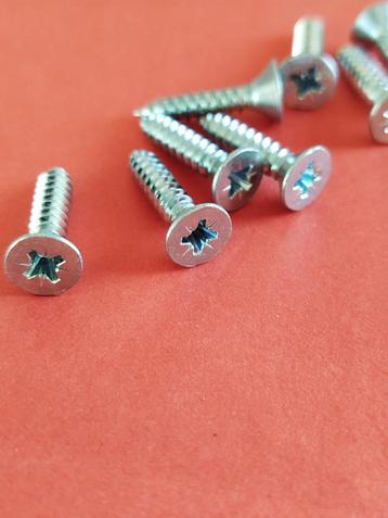 100-200 st. kruiskop Verzinkt Plaatschroef 3,5 x 25 mm beschikbaar voor biedingen