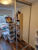 Spiegel schuifdeur met rails, Huis en Inrichting, Kasten | Overige, Ophalen, Zo goed als nieuw