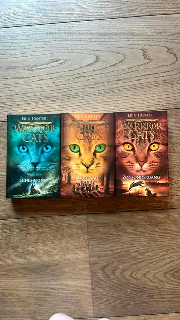 Warrior cats boeken beschikbaar voor biedingen