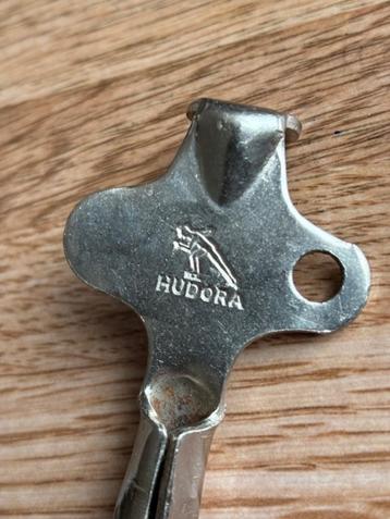 originele Hudora sleutel voor rolschaatsen / kunstschaatsen beschikbaar voor biedingen