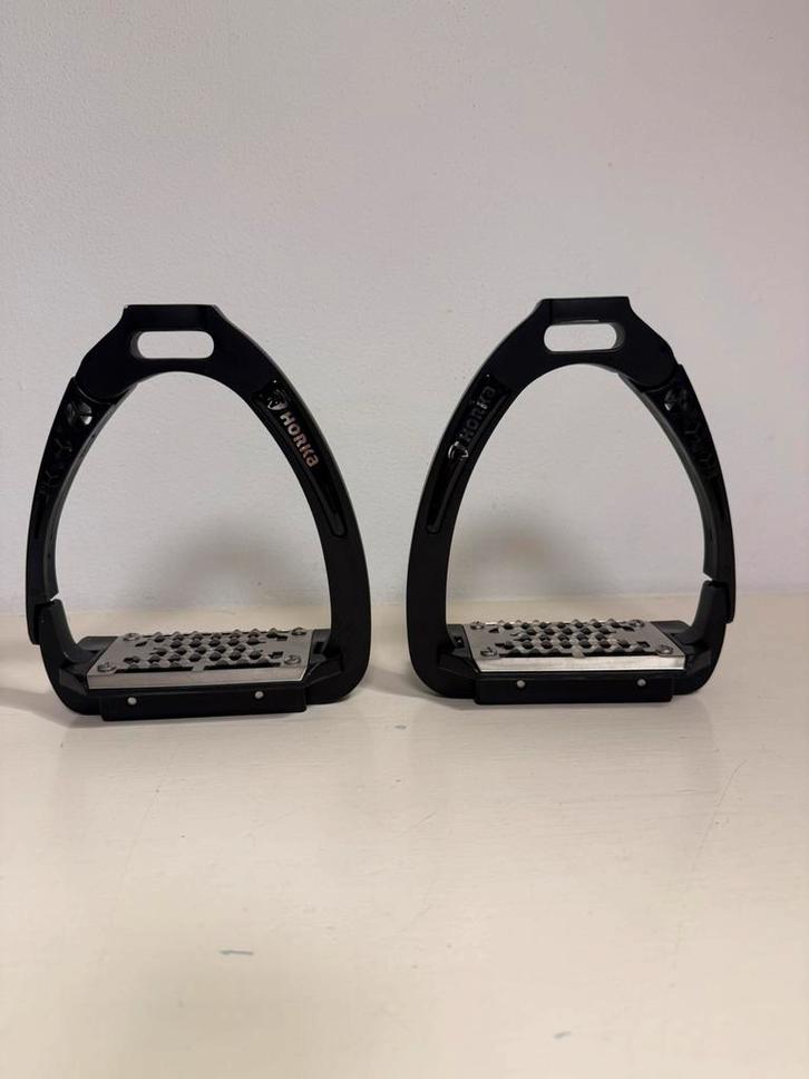 HORKA VEILIGHEIDSBEUGELS 5 star & BEUGELRIEMEN zwart Beugels, Dieren en Toebehoren, Paarden en Pony's | Hoofdstellen en Tuigage