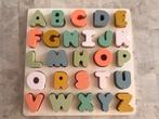 Kinder alfabet puzzel Hout Houten puzzel, Ophalen of Verzenden, 10 tot 50 stukjes, Zo goed als nieuw
