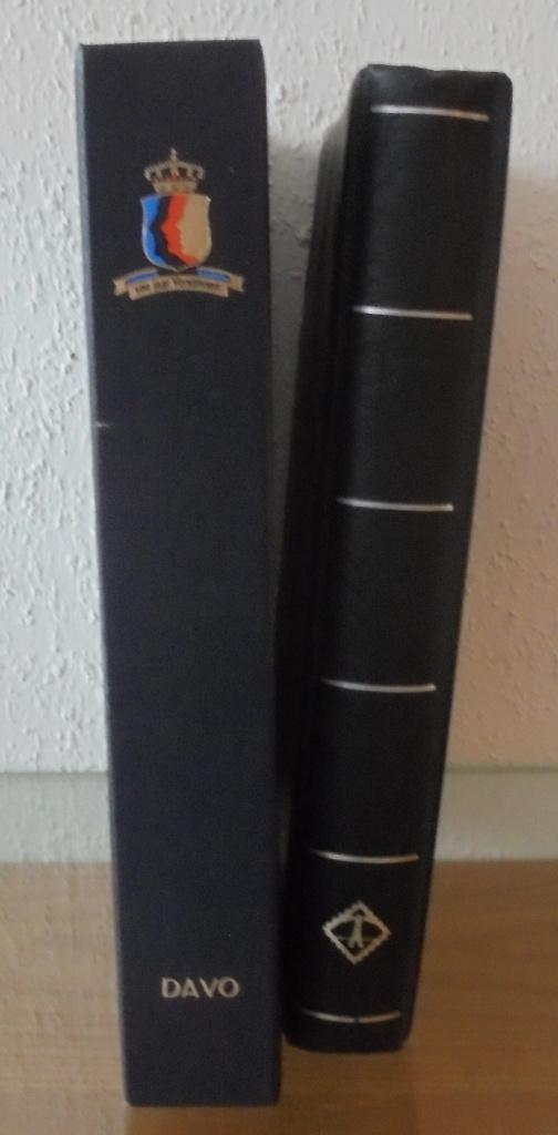 DAVO LX 100 jaar vorstinnen album + Leuchtturm Vario album, Postzegels en Munten, Postzegels | Toebehoren, Verzamelalbum, Ophalen of Verzenden
