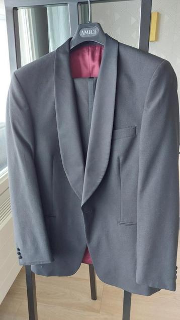 Smoking maat 102 (lengtemaat 52) beschikbaar voor biedingen