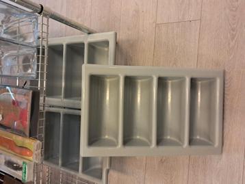 Heel veel horeca spullen voor zeer kleine prijzen beschikbaar voor biedingen