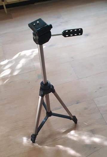 54 Video Tripod - Ultra Lichtgewicht beschikbaar voor biedingen