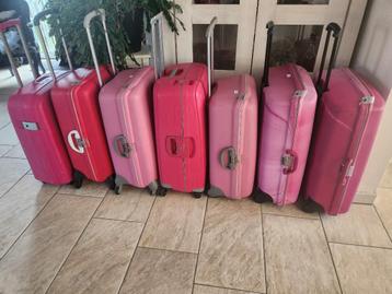 IK WIL EEN ROZE AMERICAN TOURISTER KOFFER BY SAMSONITE  beschikbaar voor biedingen