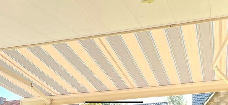 Elektrisch zonnescherm - 2,5x3,6m - Gebruikt, goede conditie, Tuin en Terras, Zonneschermen, Gebruikt, Knikarmscherm, 300 cm of meer