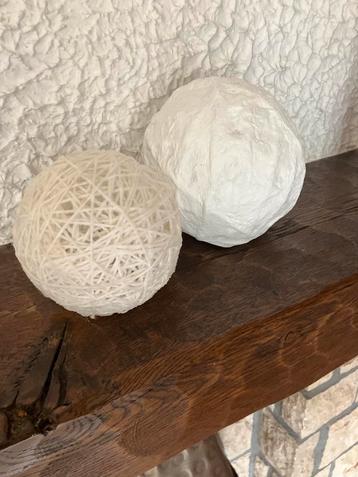 Decoratieve Ballen Set beschikbaar voor biedingen