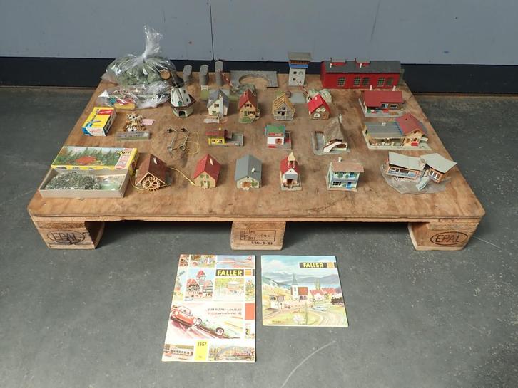 Faller modelbouw huisjes / H0 1:87 / modeltrein huisjes, Hobby en Vrije tijd, Modeltreinen | H0, Gebruikt, Brug, Tunnel of Gebouw