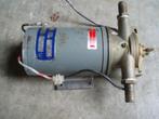 waterpomp 12 volt, Watersport en Boten, Ophalen of Verzenden, Zo goed als nieuw, Kombuis en Sanitair, Zeilboot of Motorboot