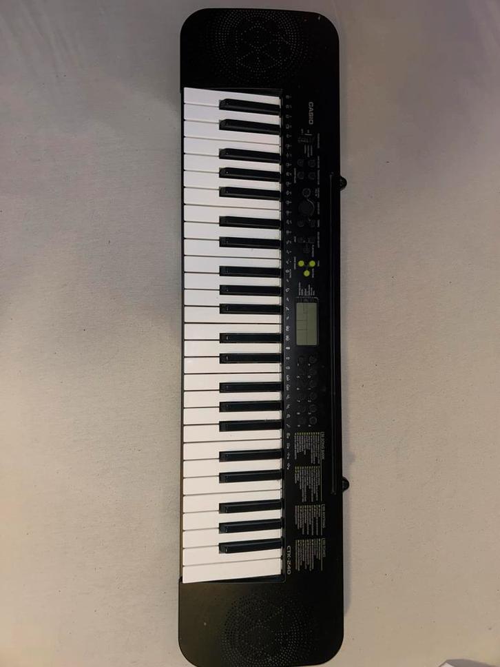 Casio CTK-240 Keyboard - Perfect voor beginners!, Muziek en Instrumenten, Keyboards, Gebruikt, 49 toetsen, Casio, Aanslaggevoelig