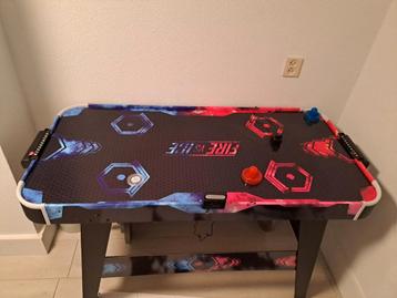 Airhockeytafel Fire vs Ice met LED verlichting beschikbaar voor biedingen