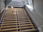 SLATTUM Bed Ikea twijfelaar 140x200 (grijs), Huis en Inrichting, Slaapkamer | Bedden, Ophalen, 140 cm, Zo goed als nieuw, Twijfelaar