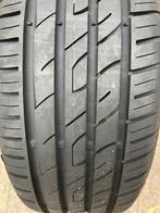 Autoband Tyfoon Successor 7 215/55 R16 V, Auto-onderdelen, Banden en Velgen, 215 mm, 16 inch, Ophalen of Verzenden, Band(en)