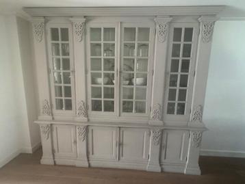 Buffetkast Vintage XXL beschikbaar voor biedingen
