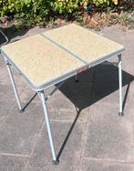 Campingtafel van de Dechatlon, Ophalen, Gebruikt, Campingtafel