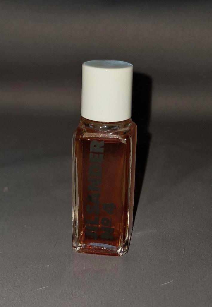 Volle parfum mini Jil sander no 4, Verzamelen, Parfumverzamelingen, Zo goed als nieuw, Miniatuur, Gevuld, Ophalen of Verzenden
