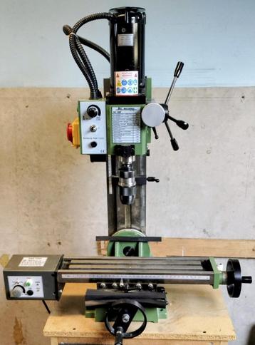 Metaal boor & freesmachine RC10BF beschikbaar voor biedingen