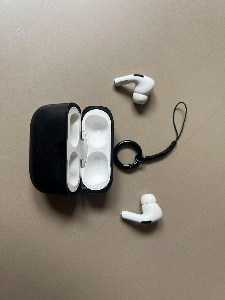 Originele 1e gen airpods Pro incl Mous case, Audio, Tv en Foto, Koptelefoons, Gebruikt, Overige merken, Ophalen of Verzenden