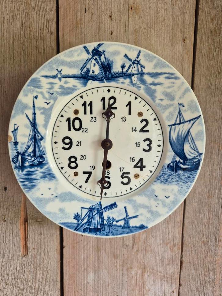 Petrus Regout Klok Delfts Blauw, Antiek en Kunst, Antiek | Klokken, Ophalen of Verzenden