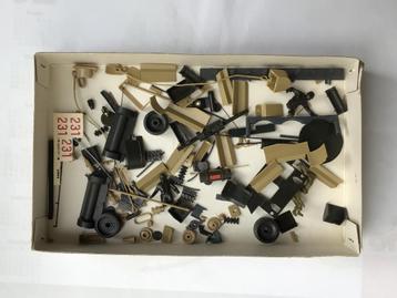 Restanten schaalmodellen 1:76 en 1:35 beschikbaar voor biedingen