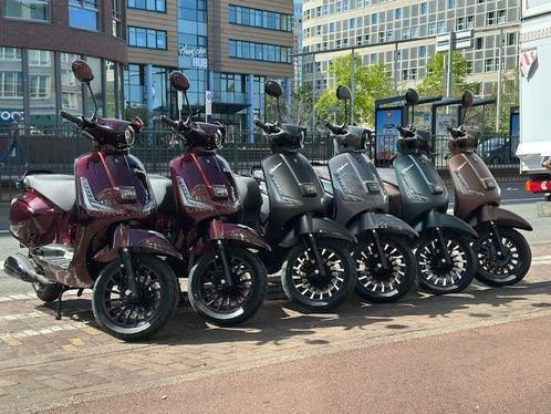 GTS Palermo Scooter 2025 25KM/45KM ( scooter ), Fietsen en Brommers, Brommers | Overige merken, Nieuw