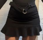 Gebreid rokje met riem - Bershka, Zwart, Maat 42/44 (L), Ophalen of Verzenden, Zo goed als nieuw