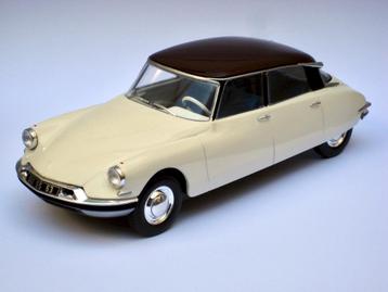 Citroen DS 19 1956 Champagne, Aubergine dak Hachette #14 1:2 beschikbaar voor biedingen
