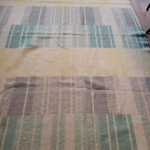 Retro wollen Aabe deken. Geel, grijs, groen van kleur., Huis en Inrichting, Woonaccessoires | Plaids en Woondekens, Gebruikt, Ophalen of Verzenden