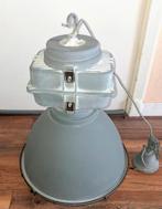 Industriele Betonlook hanglamp zgan, Ophalen, Zo goed als nieuw, 50 tot 75 cm