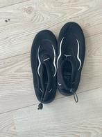 Waterschoenen - Maat 39, Watersport en Boten, Watersportkleding, Ophalen, Zo goed als nieuw, Dame of Heer, Zeil- of Surfschoenen