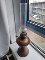 Antieke olielamp met glazen bovenkant, Antiek en Kunst, Antiek | Lampen, Ophalen