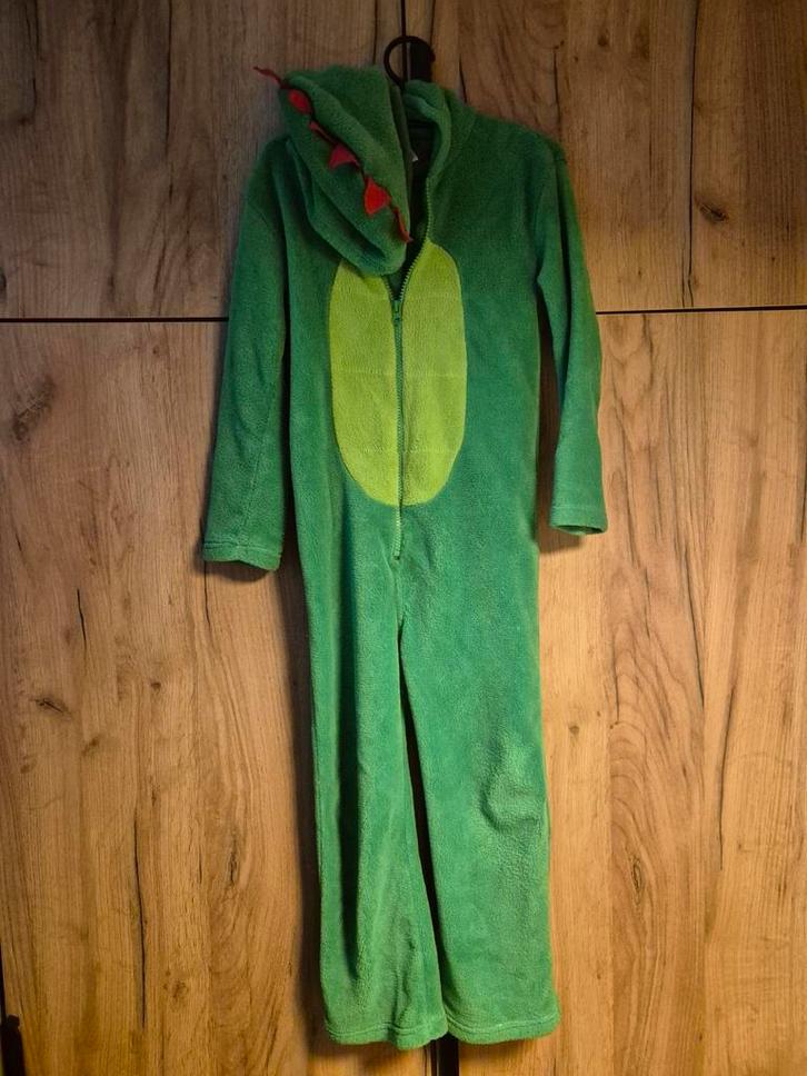 Groene Efteling Draak Onesie Maat 116/122, Kinderen en Baby's, Carnavalskleding en Verkleedspullen, Zo goed als nieuw, Jongen of Meisje