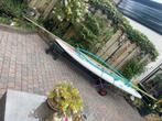Surfplank Tiga sprint, Watersport en Boten, Windsurfen, Ophalen, Zo goed als nieuw, Zeil