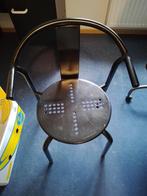 bijna gratis: metalen stoel, Huis en Inrichting, Stoelen, Ophalen, Gebruikt, Zwart, Metaal