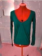 Groene top met lange mouwen en lage hals. Maat M., Kleding | Dames, Tops, Maat 38/40 (M), Ophalen of Verzenden, Lange mouw, Gedragen