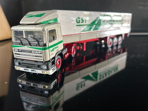 Tekno Daf 95 firma Staedtler met 3 assige huifoplegger nieuw, Hobby en Vrije tijd, Modelauto's | 1:50, Zo goed als nieuw, Bus of Vrachtwagen