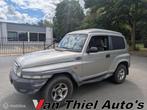 Ssangyong Korando 2.9 TDX airco grijskenteken, Automaat, Stof, Gebruikt, Korando