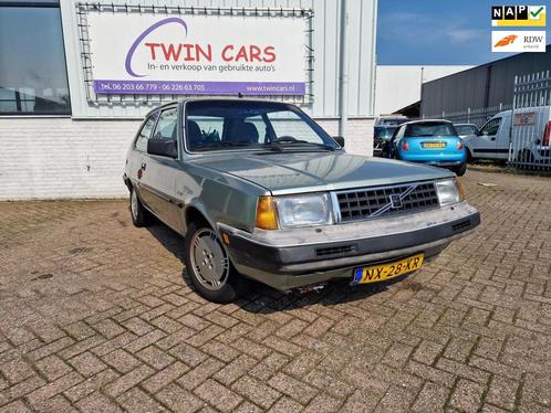 Volvo 340 1.4 GL automaat vool met ónderdelen, Auto's, Volvo, Te koop, Lichtmetalen velgen, Metallic lak, Open dak, Radio, Benzine