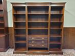 Klassiek Engels Heldense Boekenkast, Ophalen