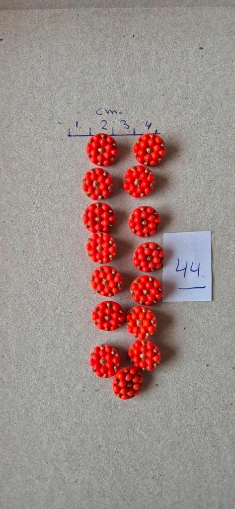 Rode oranje roze knopen, Hobby en Vrije tijd, Naaien en Fournituren, Gebruikt, Knoop of Knopen, Ophalen of Verzenden