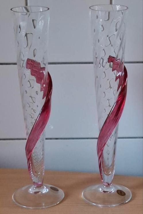 Vaas. Bohemian.  Kristal. 2 st. 33 cm. *Zie tekst/foto's., Huis en Inrichting, Woonaccessoires | Vazen, Zo goed als nieuw, Overige kleuren